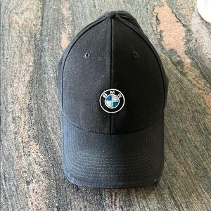BMW Black Cap
